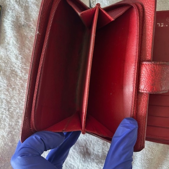 💖 Authentic Chanel Timeless CC Zip French Wallet w/Authenticity Card!! - Picture 10 of 13